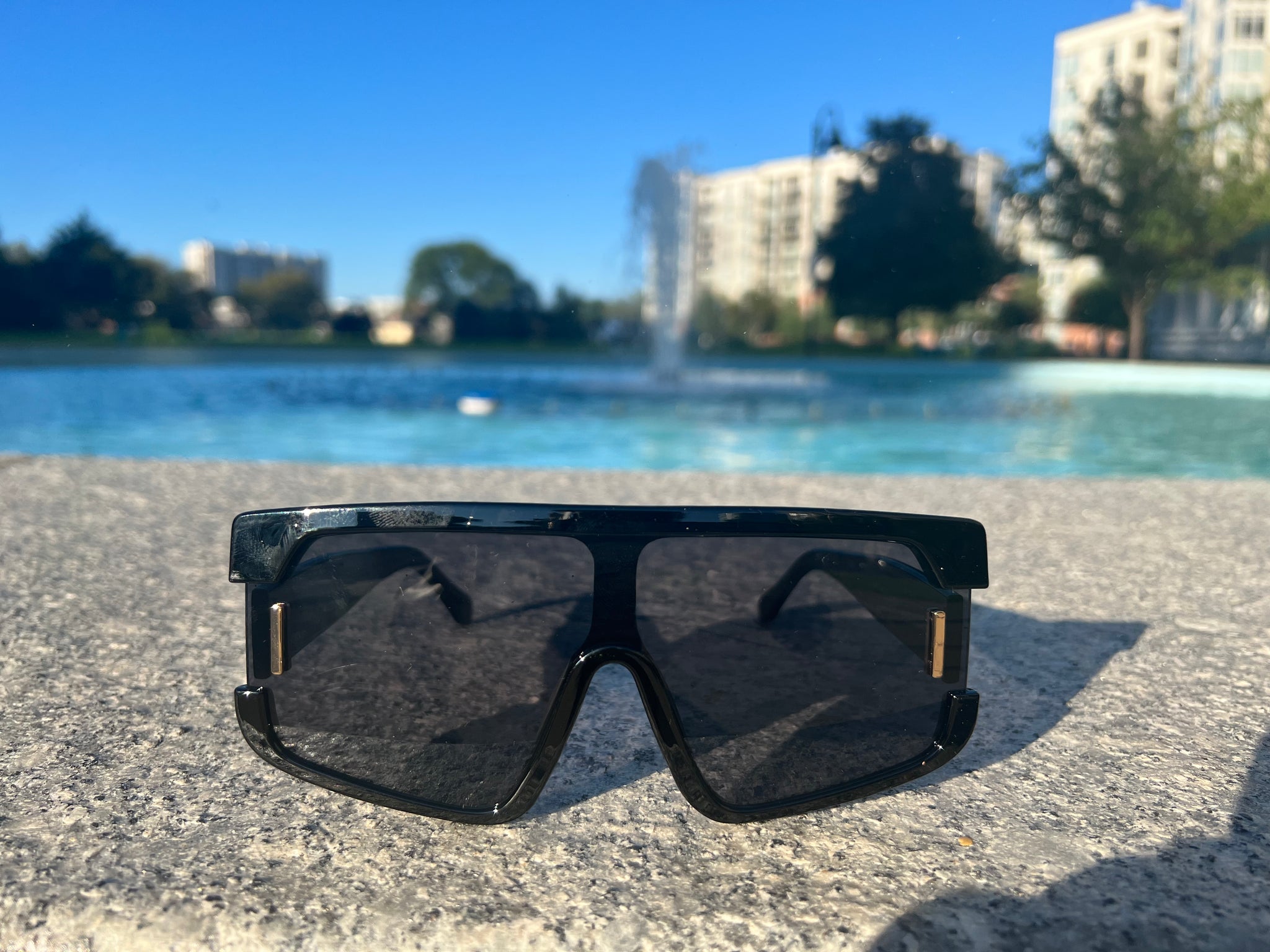 Black Out Sunnies